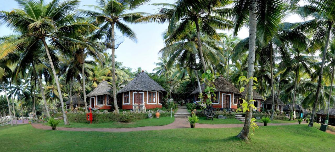 Soma Manaltheeram Ayurveda Beachvillage Kovalam Esterno foto